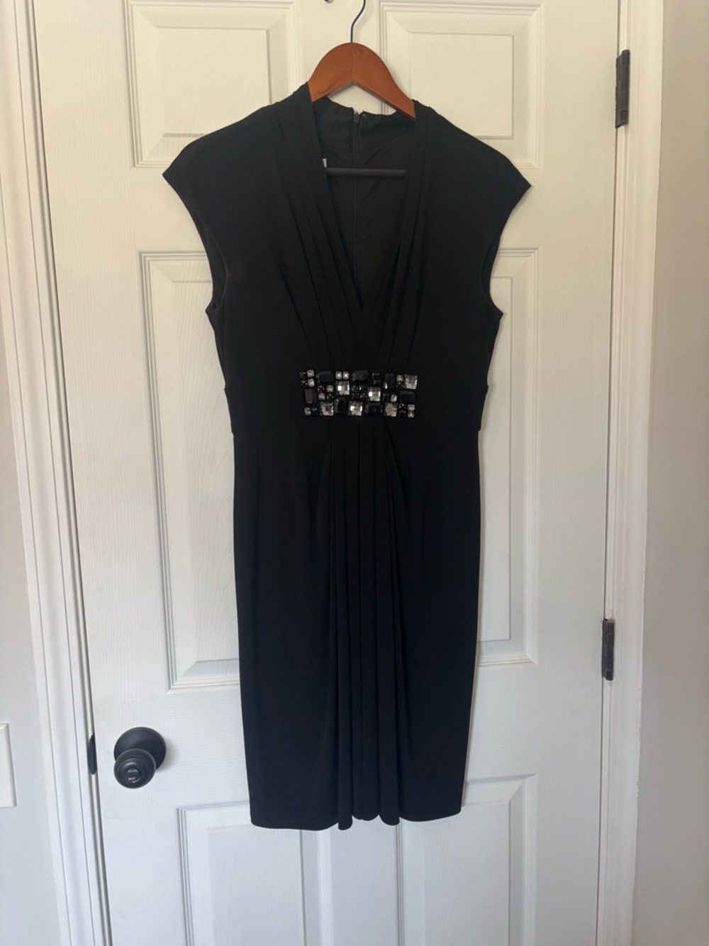 Maggy London Black Sleeveless V-Neck Midi Dress with Embellished Waist
